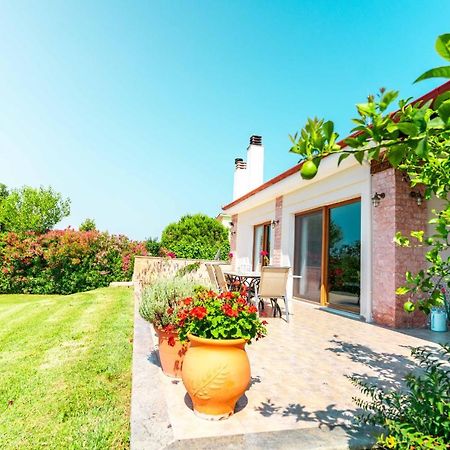 Villa Bougainvillea Epanomí Ngoại thất bức ảnh