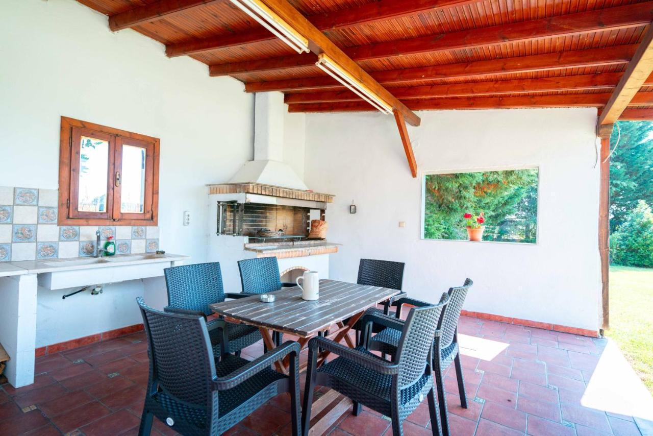 Villa Bougainvillea Epanomí Ngoại thất bức ảnh