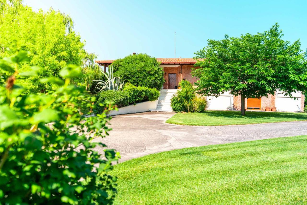 Villa Bougainvillea Epanomí Ngoại thất bức ảnh