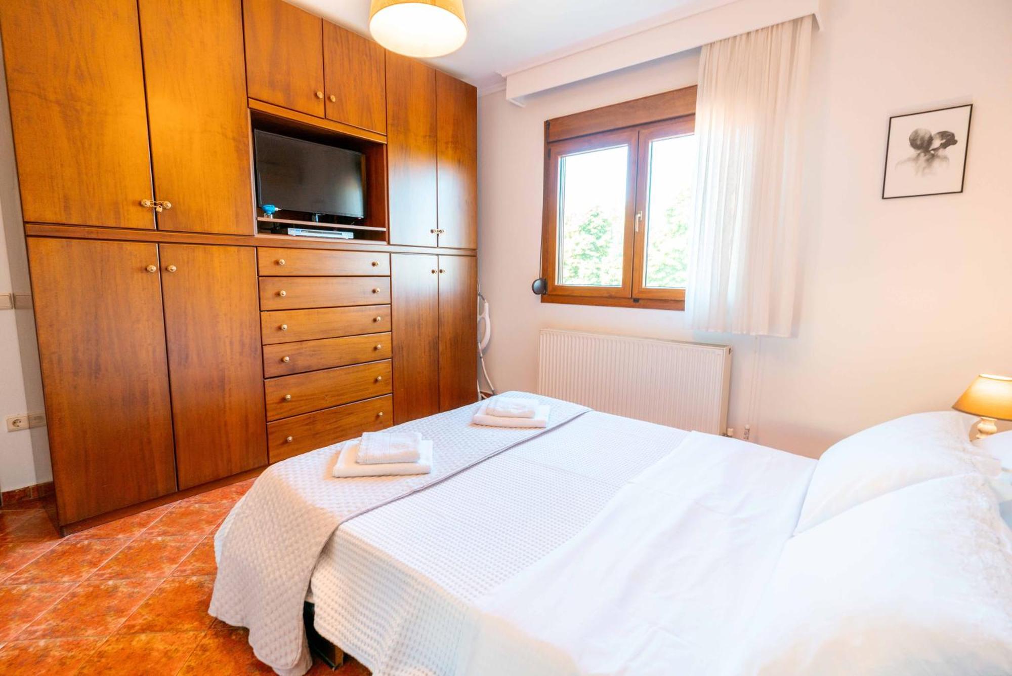 Villa Bougainvillea Epanomí Ngoại thất bức ảnh