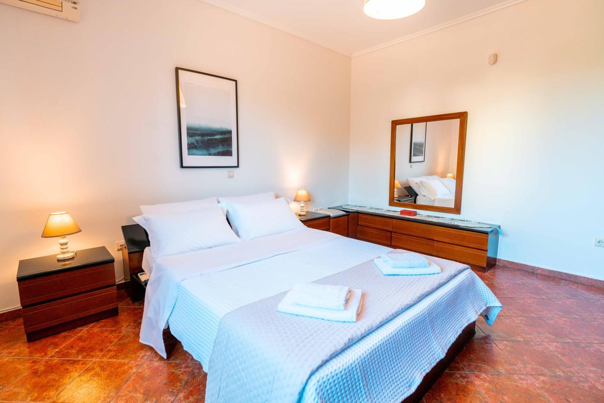 Villa Bougainvillea Epanomí Ngoại thất bức ảnh