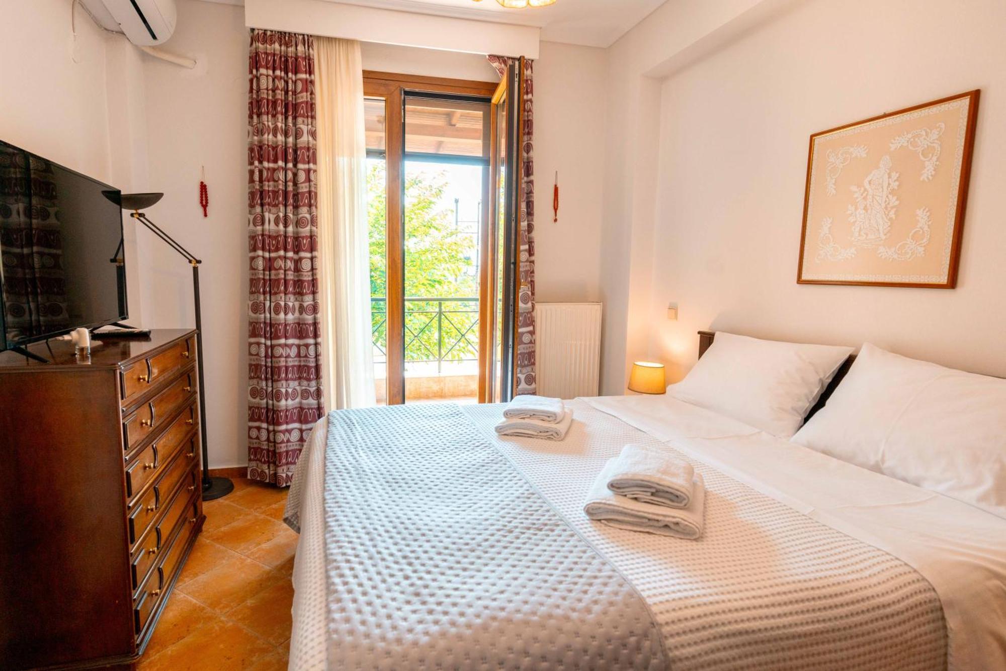 Villa Bougainvillea Epanomí Ngoại thất bức ảnh