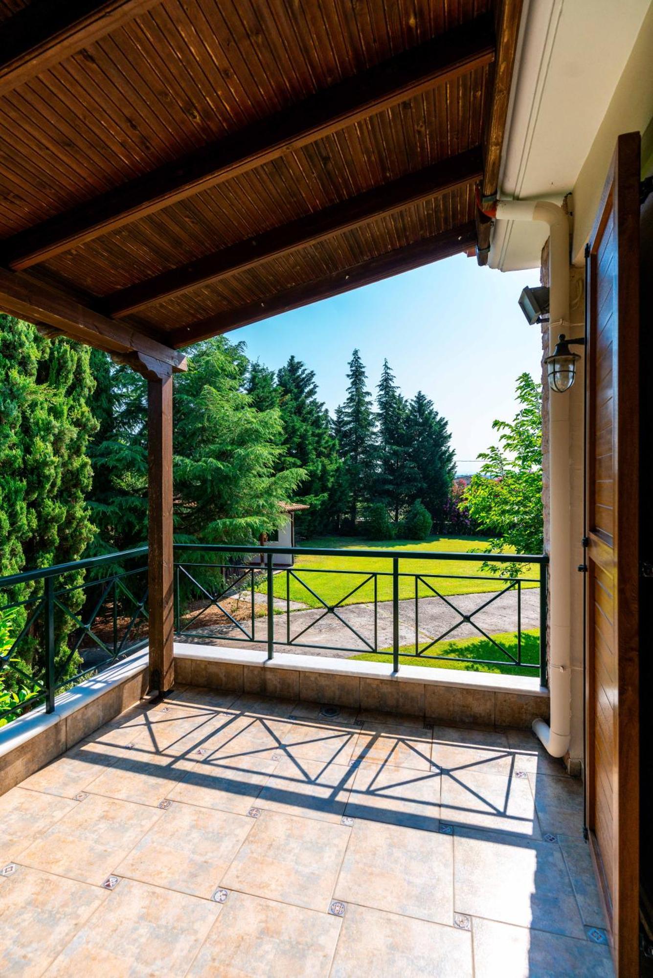 Villa Bougainvillea Epanomí Ngoại thất bức ảnh